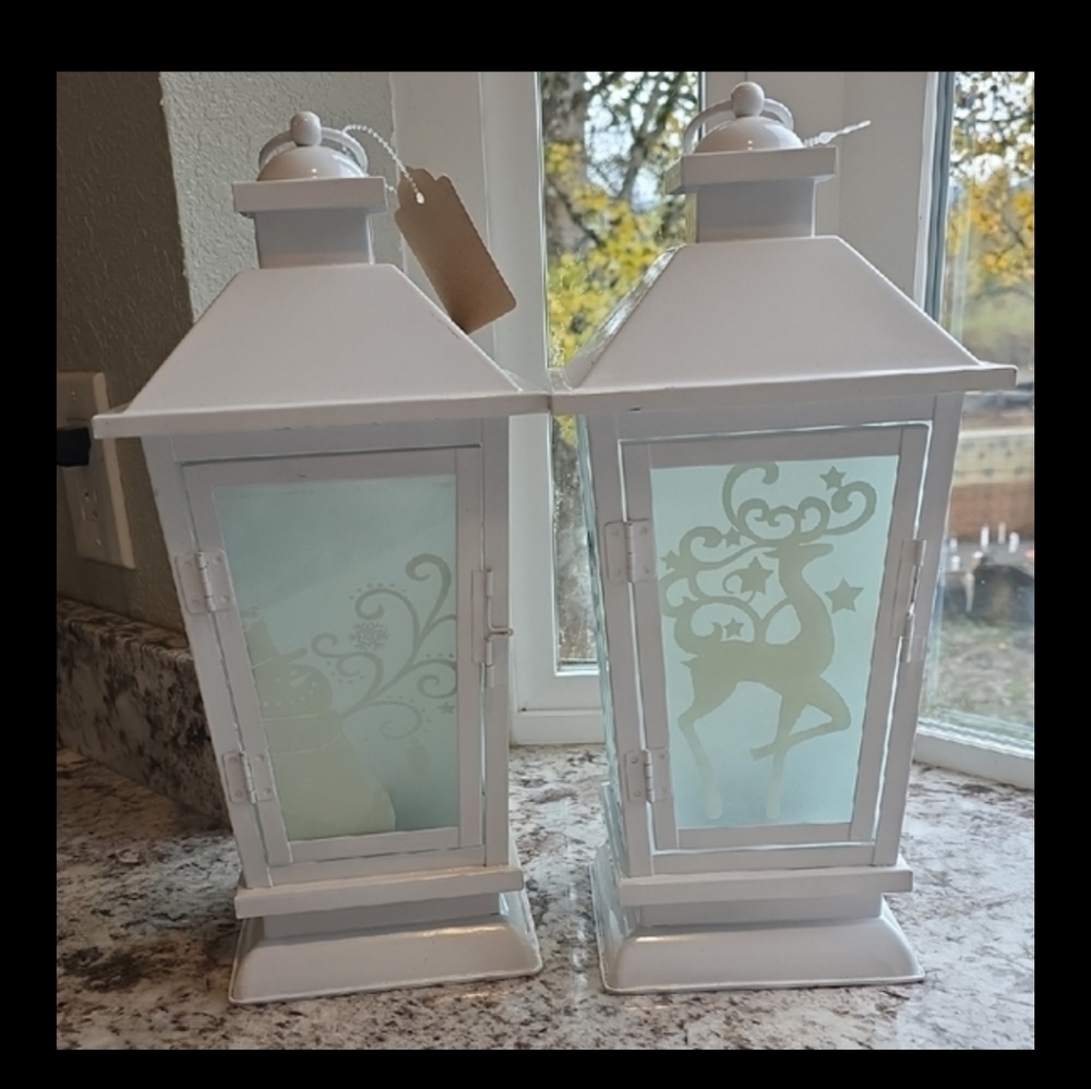 Decorative Lantern Set with Reindeer and Snowman Design